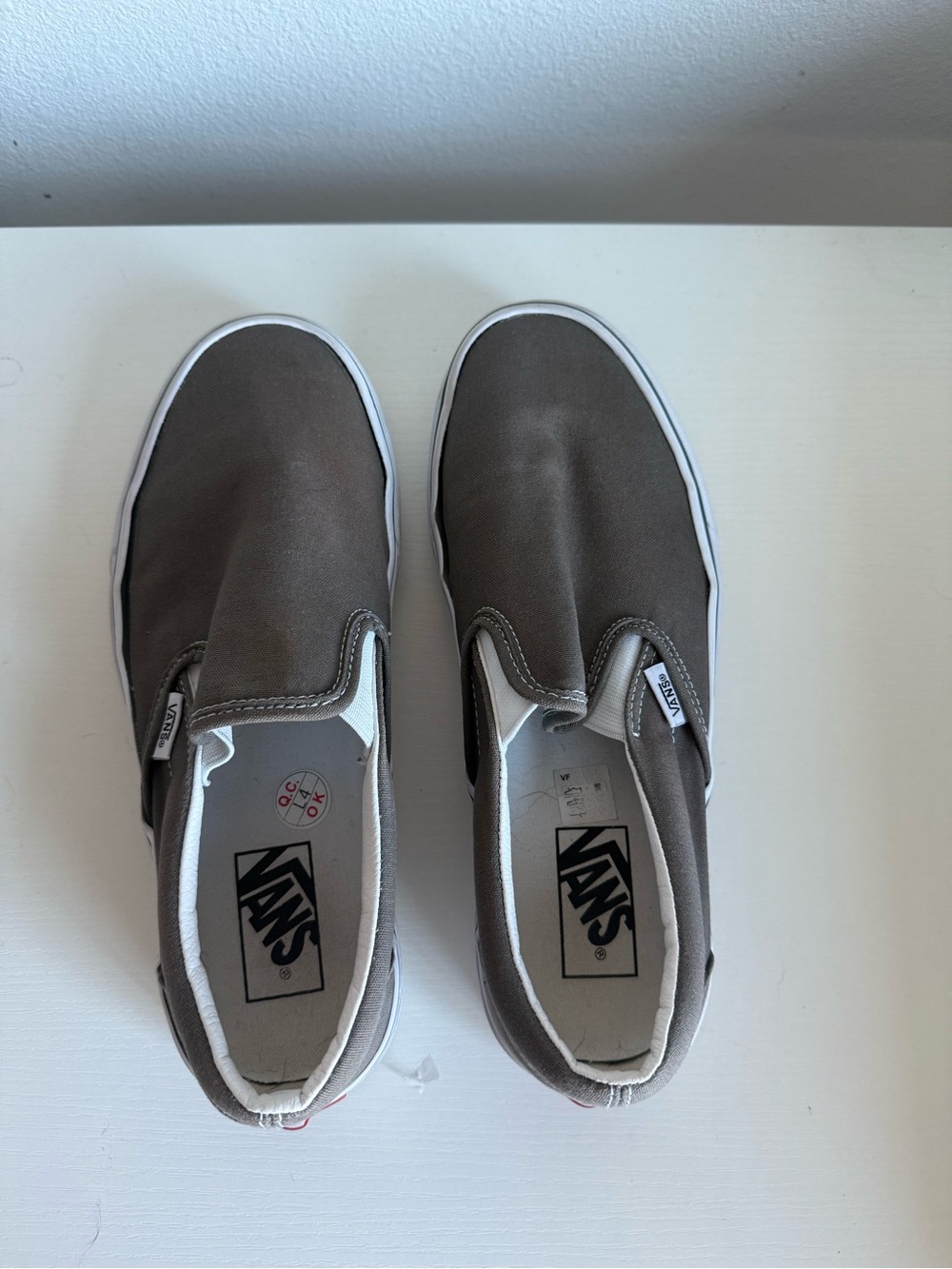 Vans Kids Classic Slip-On in Gray with White Trim